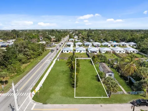 5161 SE Kingfish Avenue Stuart FL 34997