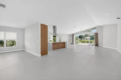 11801 Fountainside Circle Boynton Beach FL 33437