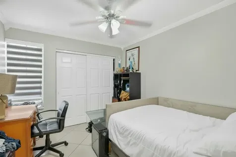 9511 Sw 49 Street Cooper City FL 33328