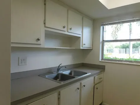 640 SE 2nd Avenue Boynton Beach FL 33435