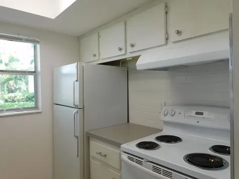 640 SE 2nd Avenue Boynton Beach FL 33435