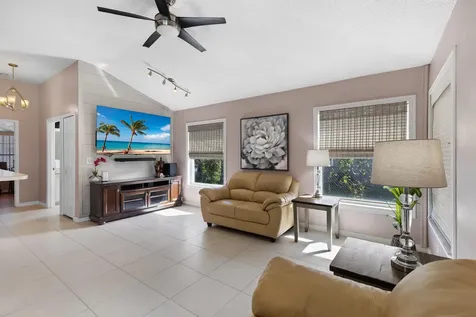 5192 Nw Ever Road Port Saint Lucie FL 34983