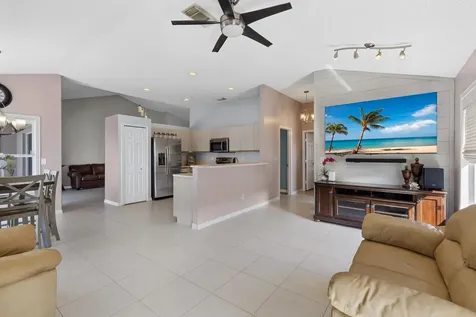 5192 Nw Ever Road Port Saint Lucie FL 34983