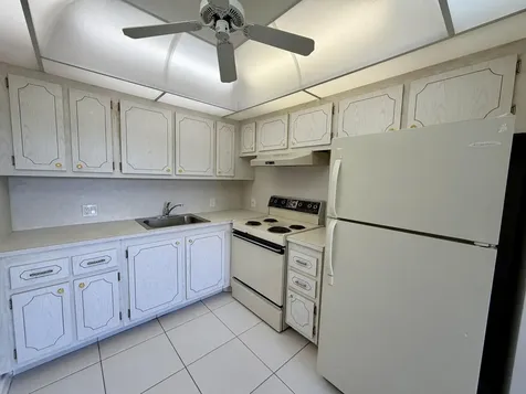 83 Preston B Boca Raton FL 33434