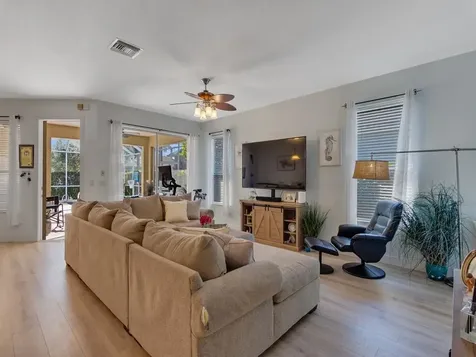 7543 15th Street Vero Beach FL 32966
