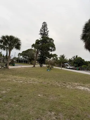 1601 Boardman Avenue Mangonia Park FL 33407