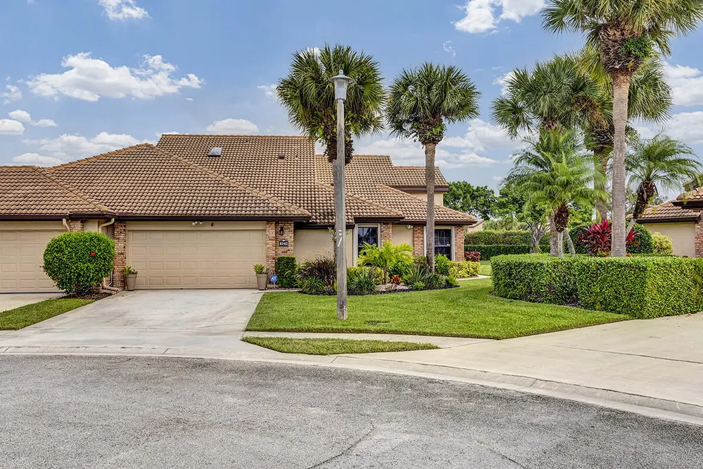8142 Mimosa Place Boynton Beach FL 33472