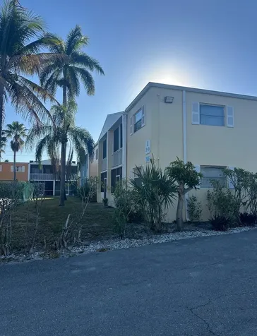 1505 Crescent Circle Lake Park FL 33403