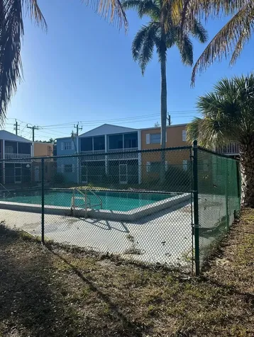 1505 Crescent Circle Lake Park FL 33403