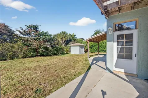 2309 Atlantic Beach Boulevard Fort Pierce FL 34949