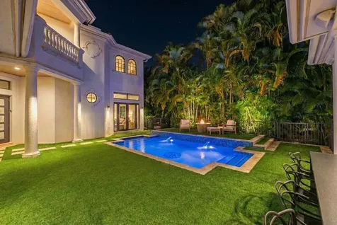 8849 Valhalla Drive Delray Beach FL 33446