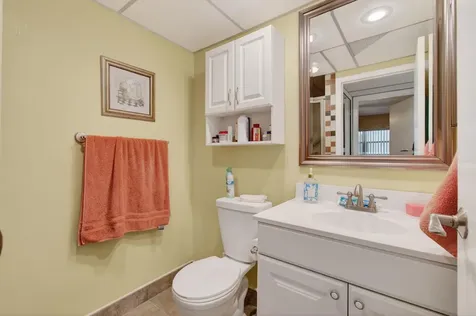 256 Flanders F Delray Beach FL 33484