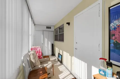 256 Flanders F Delray Beach FL 33484