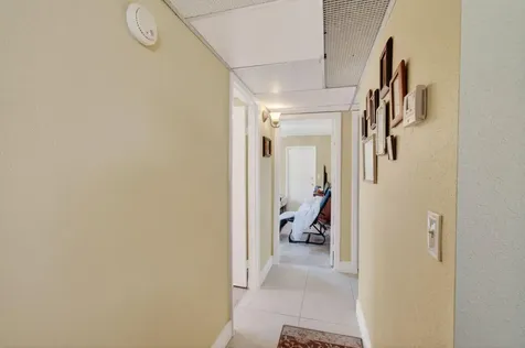 256 Flanders F Delray Beach FL 33484