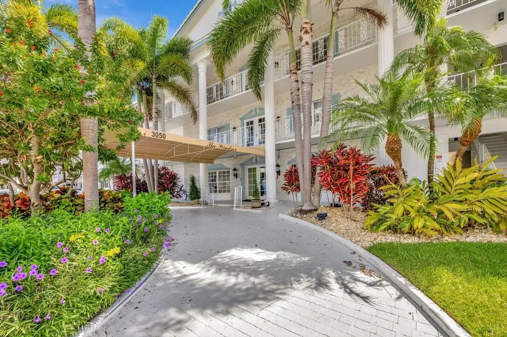 3050 Ne 48th Street Fort Lauderdale FL 33308