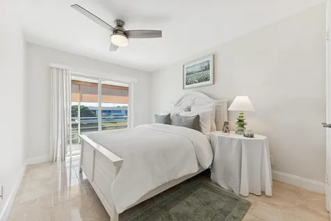 71 Northampton D West Palm Beach FL 33417