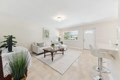 71 Northampton D West Palm Beach FL 33417