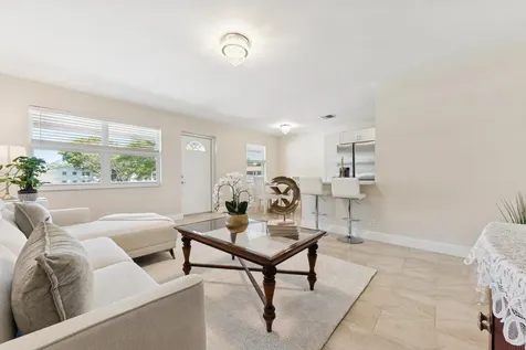 71 Northampton D West Palm Beach FL 33417