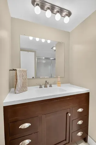 3871 Via Poinciana Lake Worth FL 33467