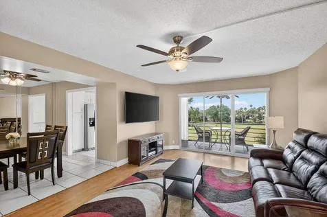 3871 Via Poinciana Lake Worth FL 33467