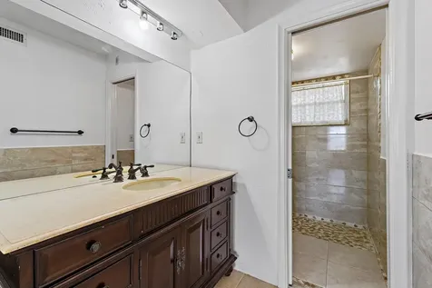 5570 Tamberlane Circle Palm Beach Gardens FL 33418