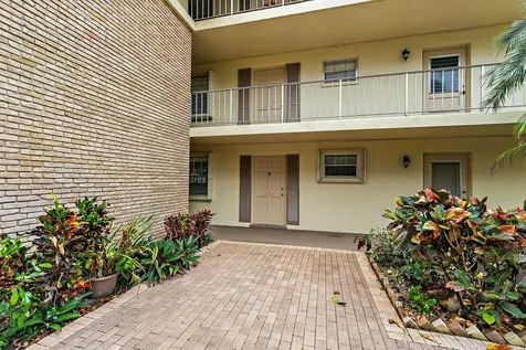 5570 Tamberlane Circle Palm Beach Gardens FL 33418