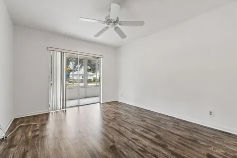 5570 Tamberlane Circle Palm Beach Gardens FL 33418