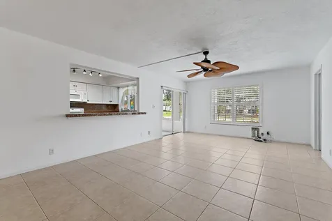 5570 Tamberlane Circle Palm Beach Gardens FL 33418