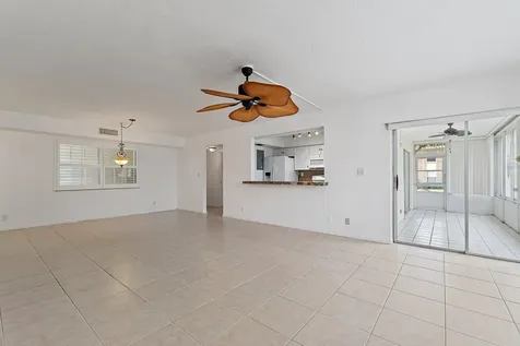 5570 Tamberlane Circle Palm Beach Gardens FL 33418