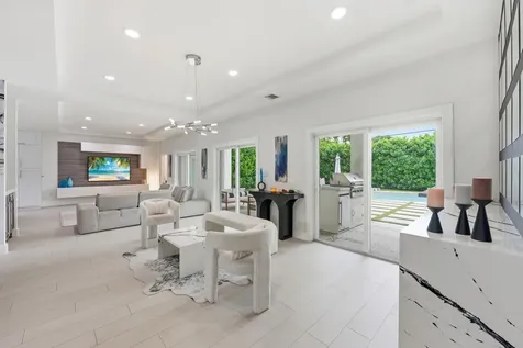 1044 Nw 6th Drive Boca Raton FL 33486