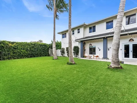 1044 Nw 6th Drive Boca Raton FL 33486