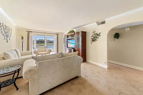 3204 Portofino Point Coconut Creek FL 33066