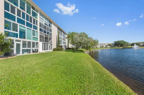 3204 Portofino Point Coconut Creek FL 33066