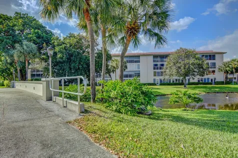 3204 Portofino Point Coconut Creek FL 33066