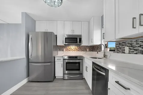 9355 SW 8th Street Boca Raton FL 33428