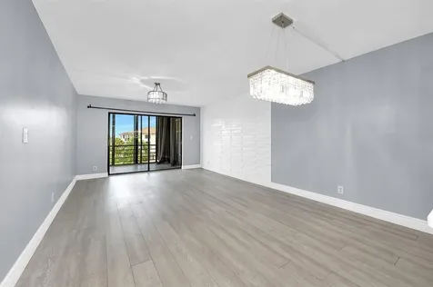 9355 SW 8th Street Boca Raton FL 33428