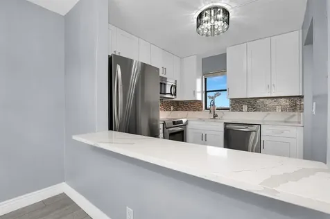 9355 SW 8th Street Boca Raton FL 33428