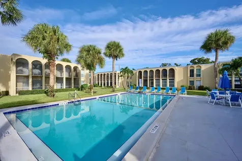 835 18th Street Vero Beach FL 32960
