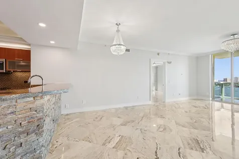 2640 Lake Shore Drive Riviera Beach FL 33404