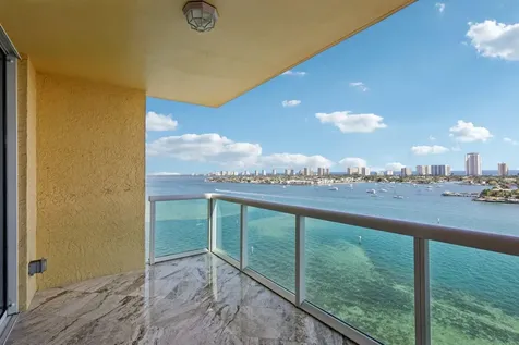 2640 Lake Shore Drive Riviera Beach FL 33404