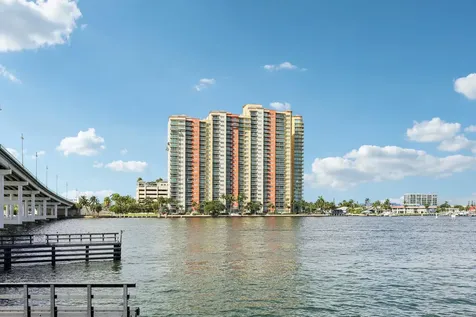 2640 Lake Shore Drive Riviera Beach FL 33404