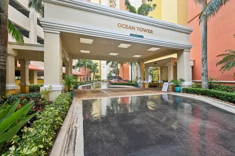 2640 Lake Shore Drive Riviera Beach FL 33404