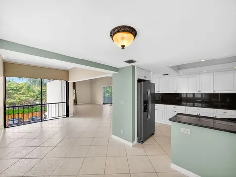 1660 Twelve Oaks Way North Palm Beach FL 33408