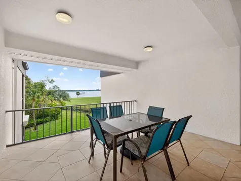 1660 Twelve Oaks Way North Palm Beach FL 33408