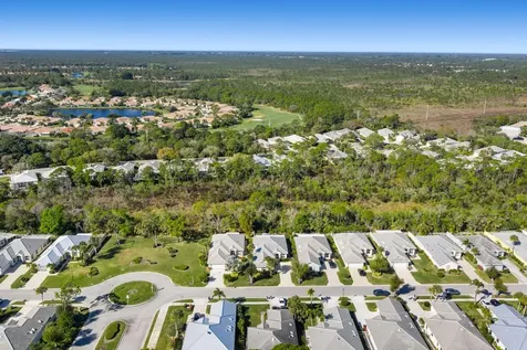 7504 Se Bay Cedar Circle Hobe Sound FL 33455