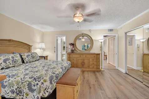 2070 Newport Q Deerfield Beach FL 33442