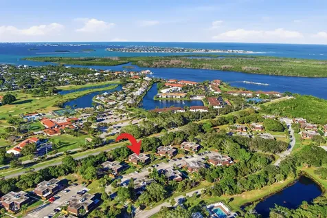 6061 Se Riverboat Drive Stuart FL 34997