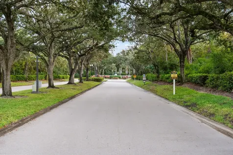 6061 Se Riverboat Drive Stuart FL 34997