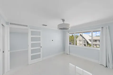 3220 Bayview Drive Fort Lauderdale FL 33306