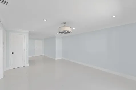 3220 Bayview Drive Fort Lauderdale FL 33306